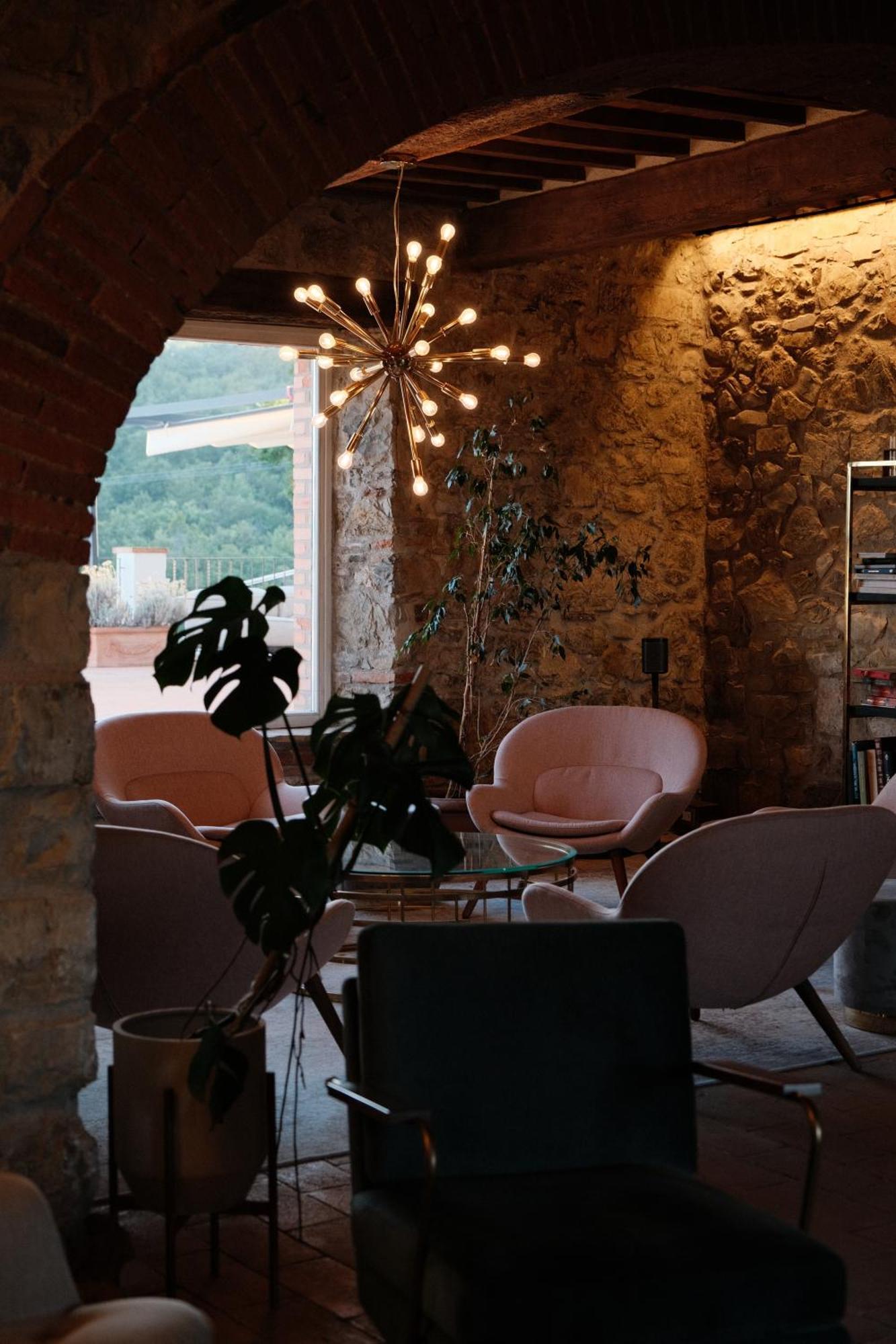 Vin Hotel - Wine Resort And Agriturismo Montieri Екстер'єр фото