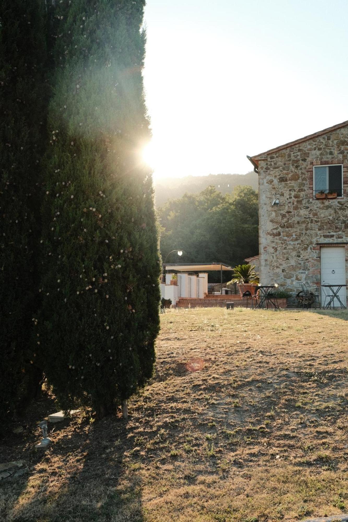 Vin Hotel - Wine Resort And Agriturismo Montieri Екстер'єр фото